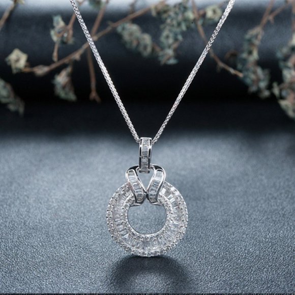💥 925 Sliver Coating CZ Emerald and Round Cut Necklace for Women, HA4552 - Picture 1 of 4